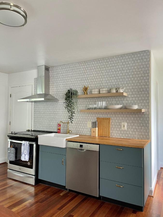 Brand New, Cozy, Modern, One-Bedroom Apartment Фолс-Черч Екстер'єр фото
